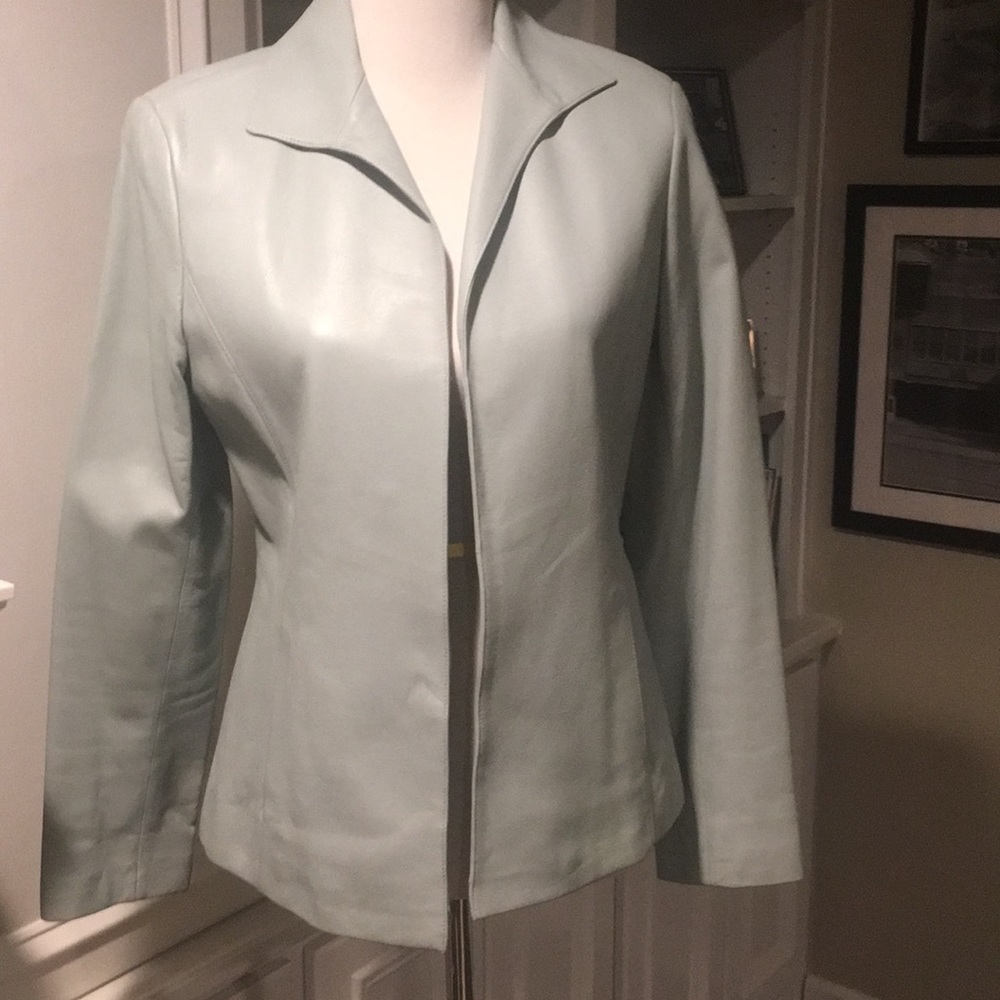 Light weight leather jacket